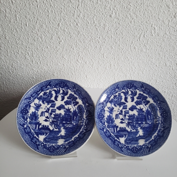 2 Vintage Willow Ware by Royal China Side 6" Small Plates Saucers Blue White - Picture 1 of 10